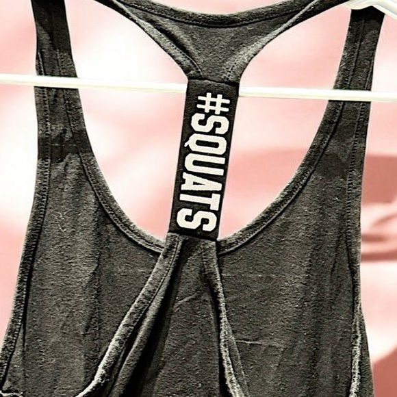 Active wear Black Graphic Tank Top everything hurts & im dying XL - Picture 5 of 5